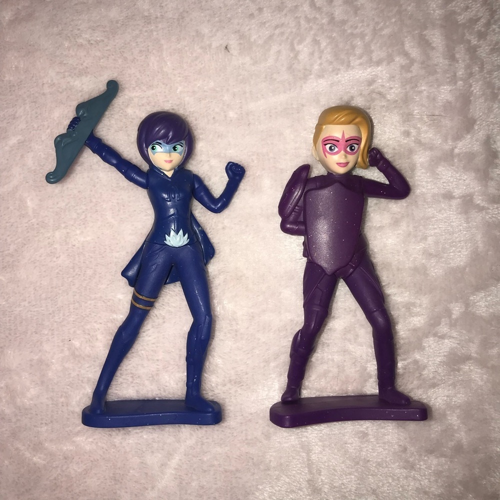 Collectible Superhero Lot of 2- 2018 Nickelodeon Burger King Mysticons